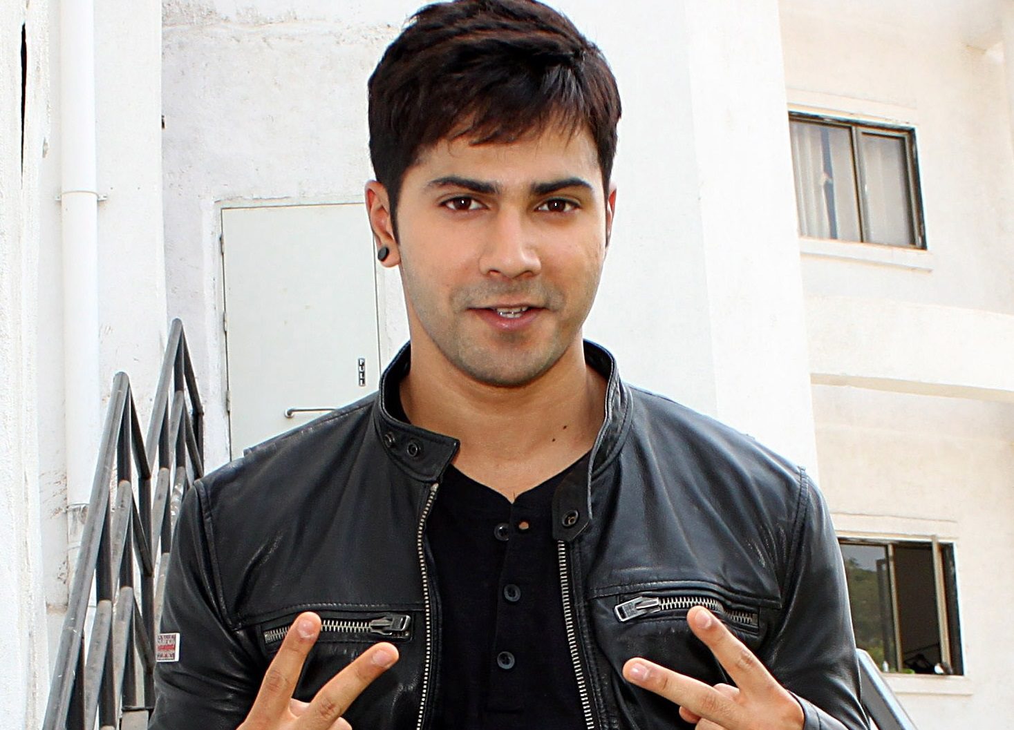 Varun Dhawan Celebrates His Birthday On The Sets Of Bawaal GG2