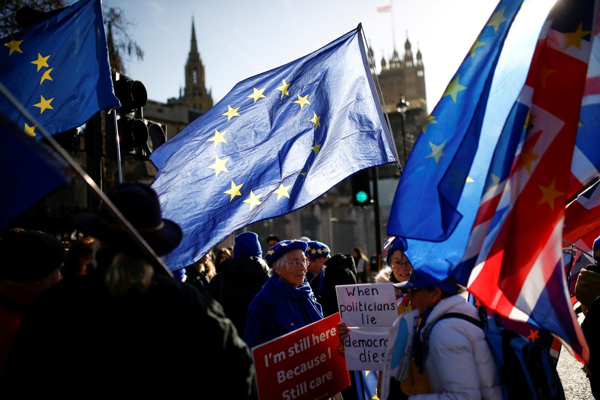 Britain hands in Brexit documents as its EU lawmakers say 