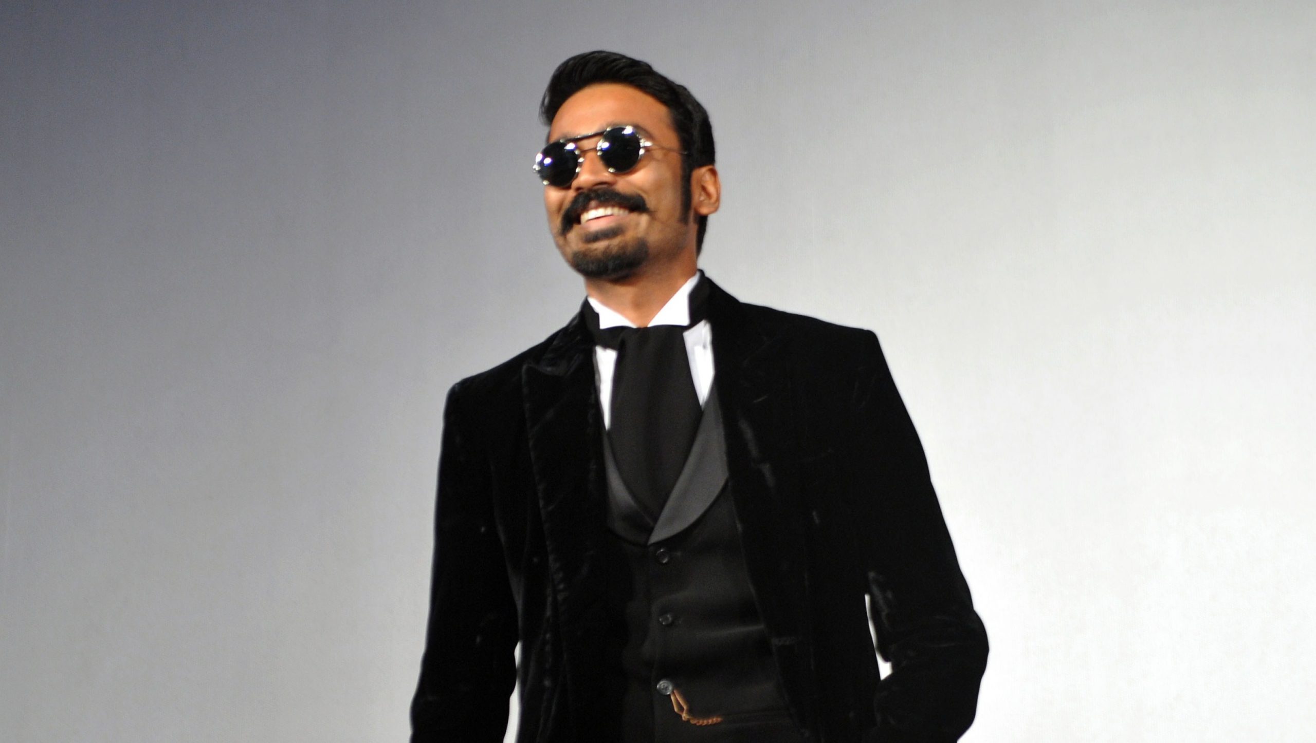 dhanush-to-play-an-ambitious-common-man-in-his-next-sir-gg2