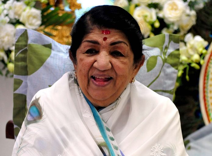 Lata Mangeshkar continues to remain under observation - GG2