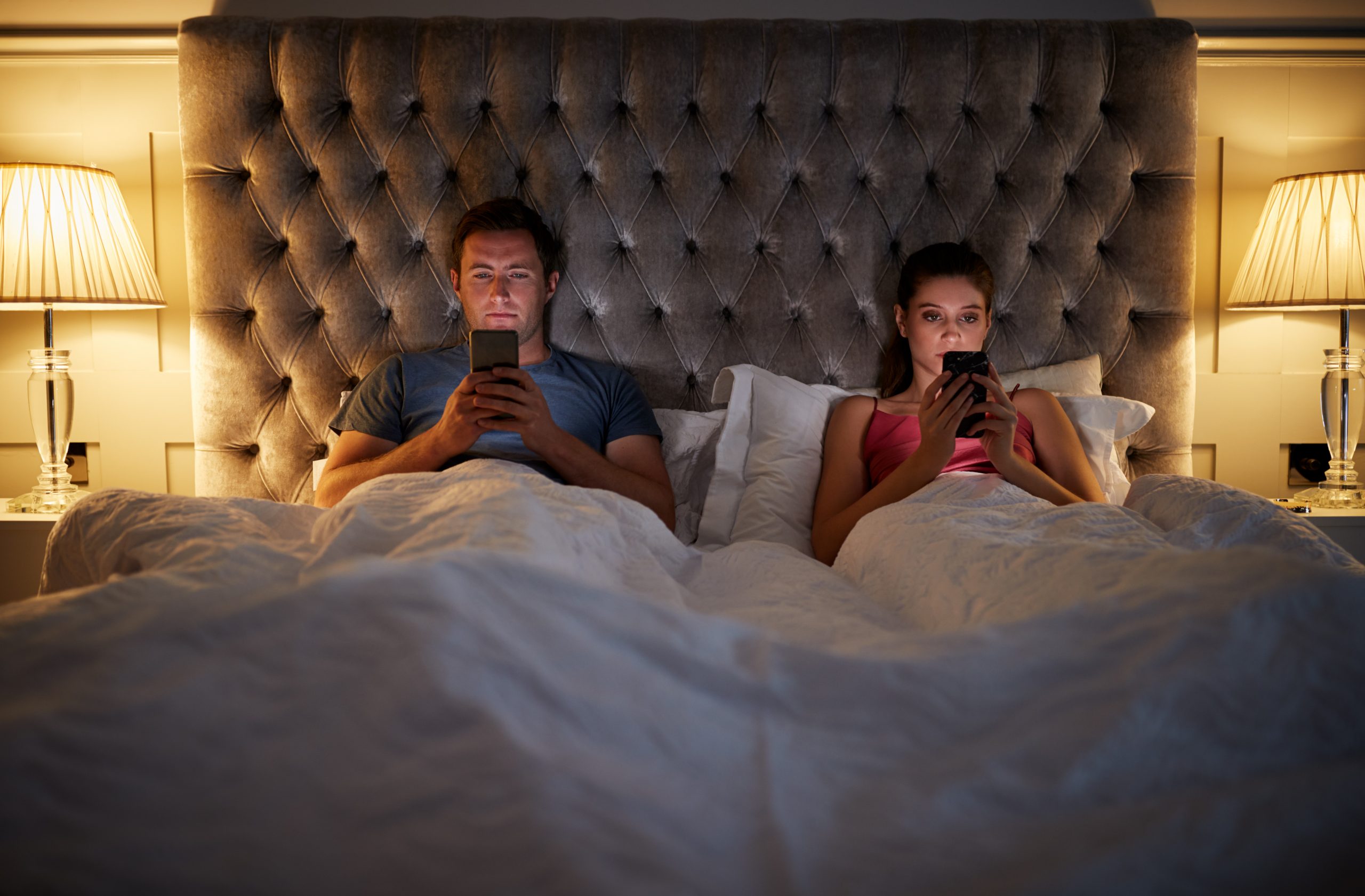 Addiction To Social Media Can Wreck Your Sex Life Experts Warn Gg2