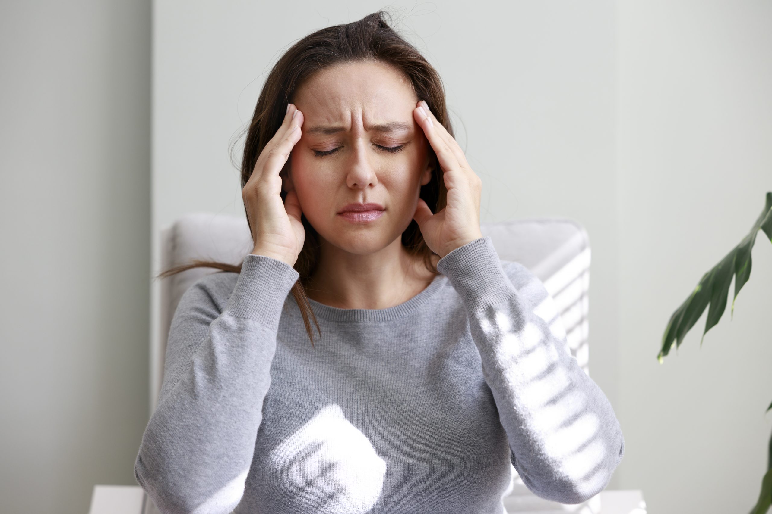 health-alert-these-food-items-may-be-giving-you-headaches-gg2