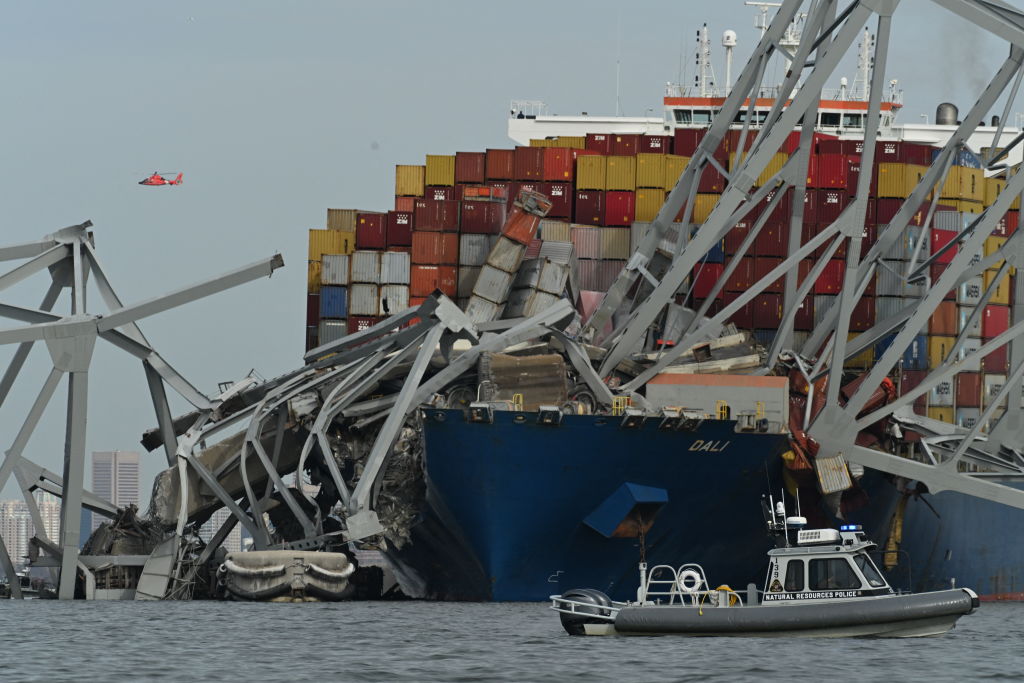 Baltimore Bridge Collapse: Rescuers Find Two Bodies - GG2