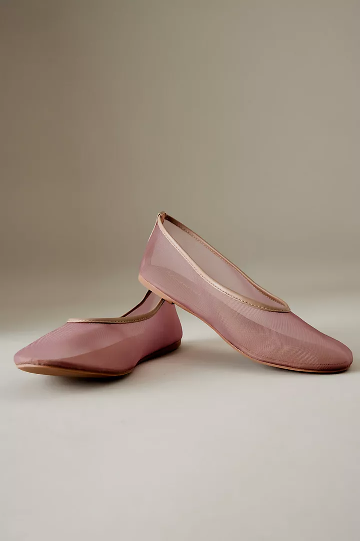 Step into spring in these elegant flats - GG2